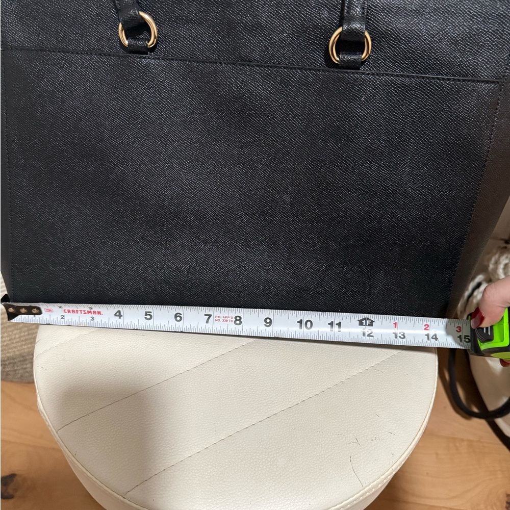 Coach City Zip Tote in Crossgrain Leather with Turn Lock Front Detail - Picture 13 of 16